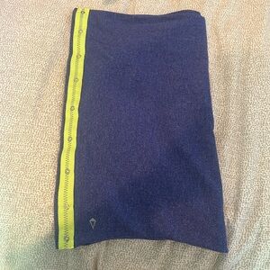 Ivivva by Lululemon Village chill scarf